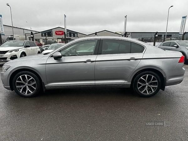 Used VW Passat SEL 150 HP (110 kW) 2020 Silver Sedan