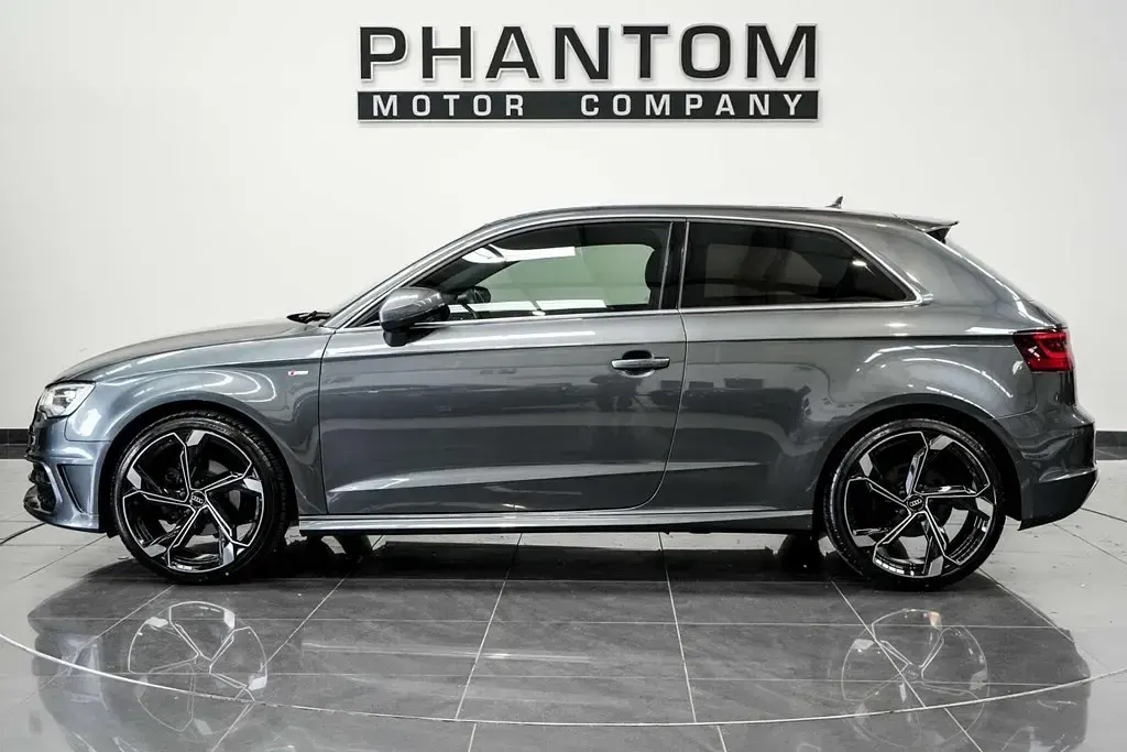 Usado Audi A3 S-Line 150 HP (110 kW) 2016 Cinzento Citadino