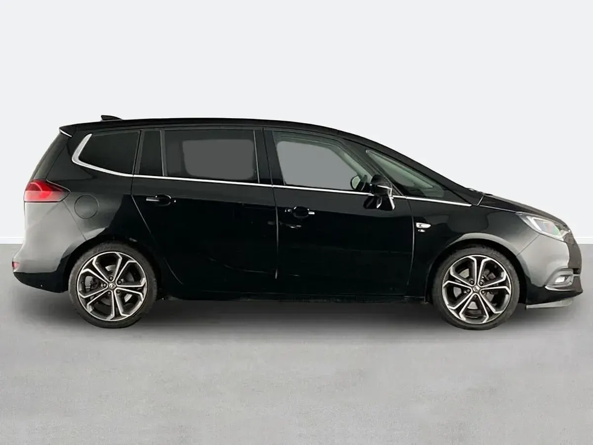 Second-hand Vauxhall Zafira Elite 2017 Negru Monovolum