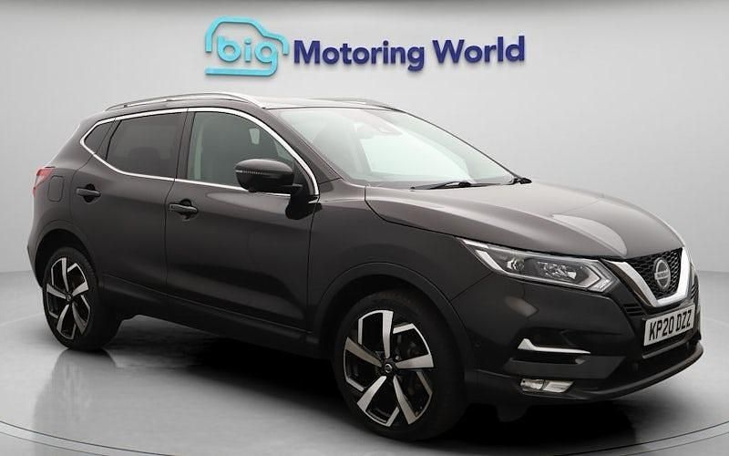 Used 2018 Nissan Qashqai Tekna SUV | £13,900 (A bit pricey) - Image 1/4