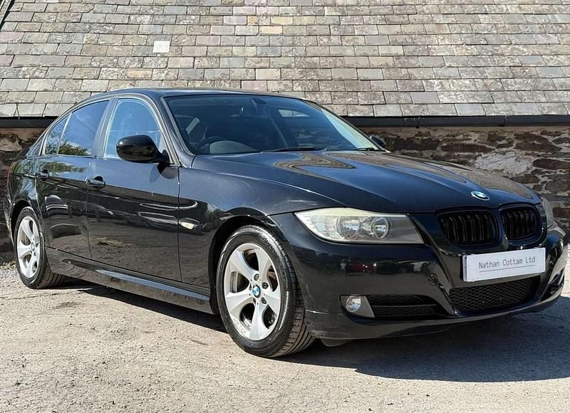 Używany BMW 320 Efficient Dynamics 161 KM (118 kW) 2010 Czarny Sedan/Limuzyna