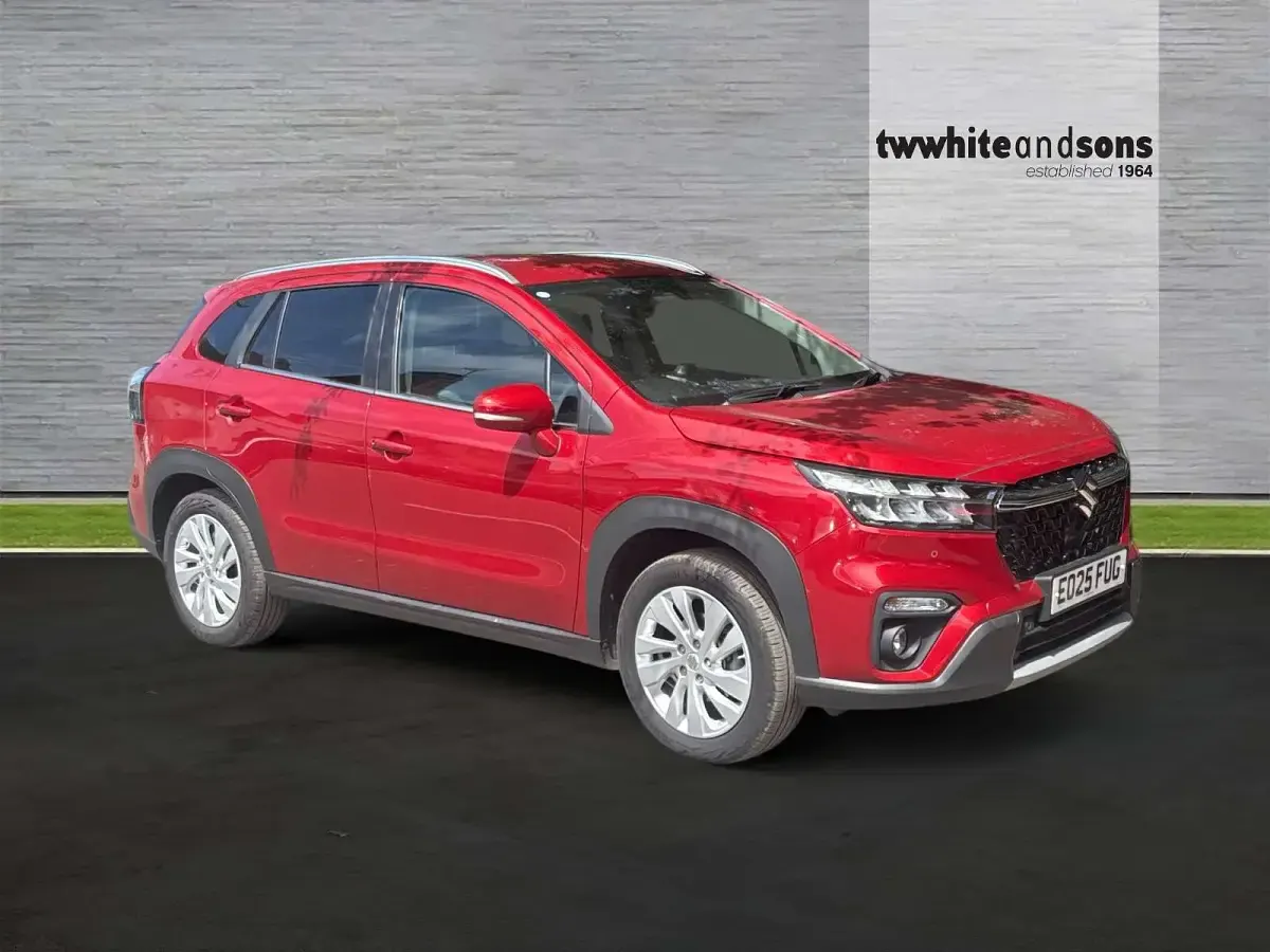 Used Suzuki SX4 S-Cross 2025 Energetic red metallic SUV