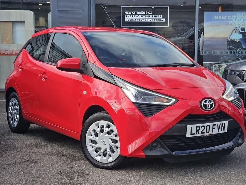 Red Used 2020 Toyota Aygo X-play Hatchback | £8,295 (Good price) - Image 1/4
