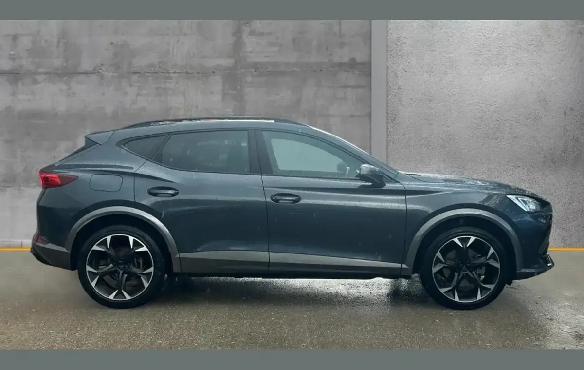 Used Cupra Formentor 200 HP (147 kW) 2024 Grey SUV