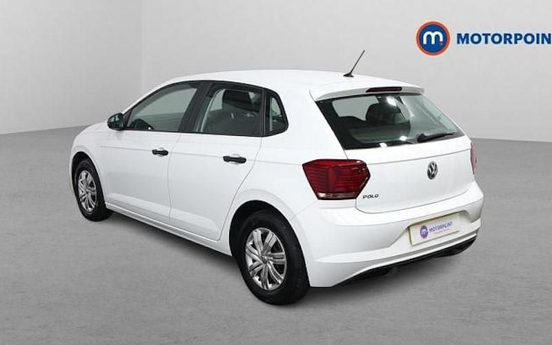 Used VW Polo S 65 HP (47 kW) 2018 White Hatchback