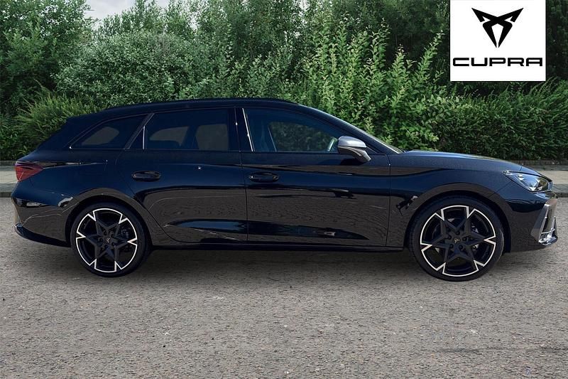 New Cupra Leon 150 HP (110 kW) 2025 Midnight black