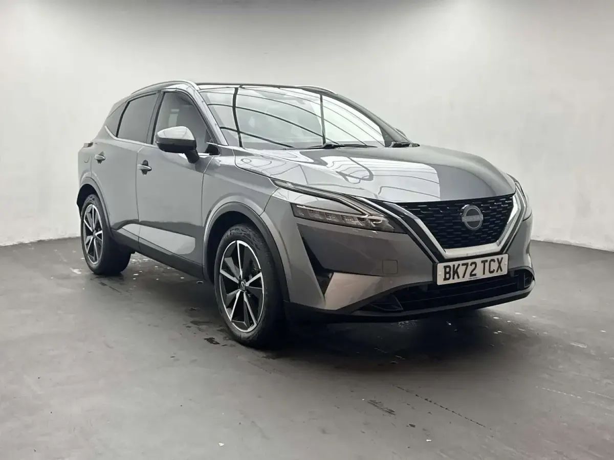 Used Nissan Qashqai Tekna 158 HP (116 kW) 2022 Grey SUV
