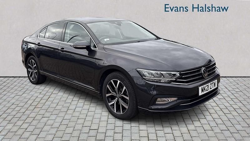 Grey Used 2021 VW Passat SEL Sedan | £15,530 (Fair price) - Image 1/3
