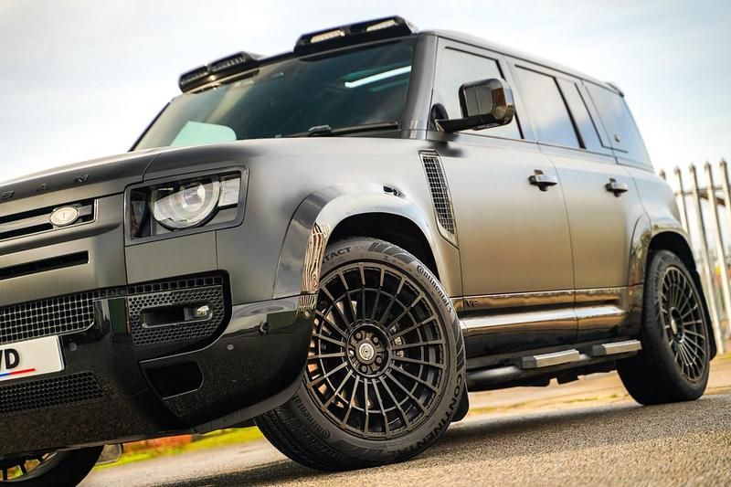 Używany Land Rover Defender 2022 Czarny SUV