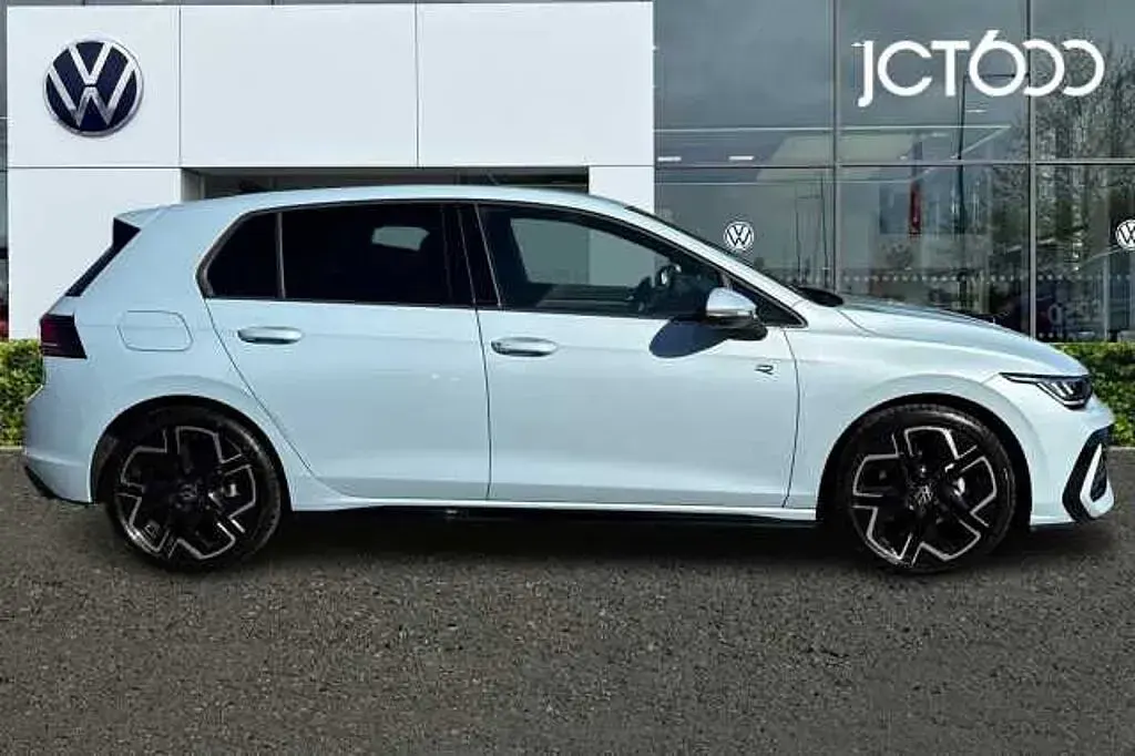 Used VW Golf VIII 150 HP (110 kW) 2026