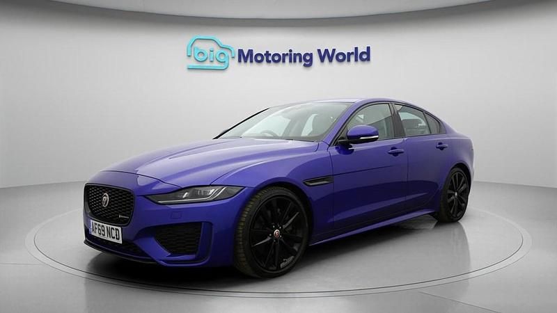 Used Jaguar XE R-Dynamic 250 HP (183 kW) 2020 Blue Sedan