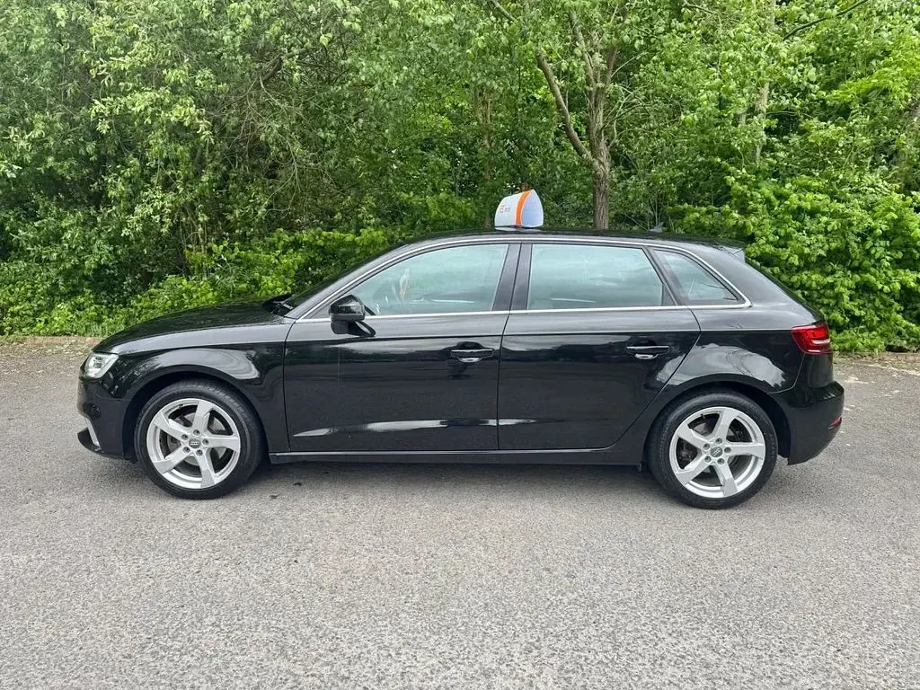 Used Audi A3 Sportback Sport 150 HP (110 kW) 2016 Black Hatchback
