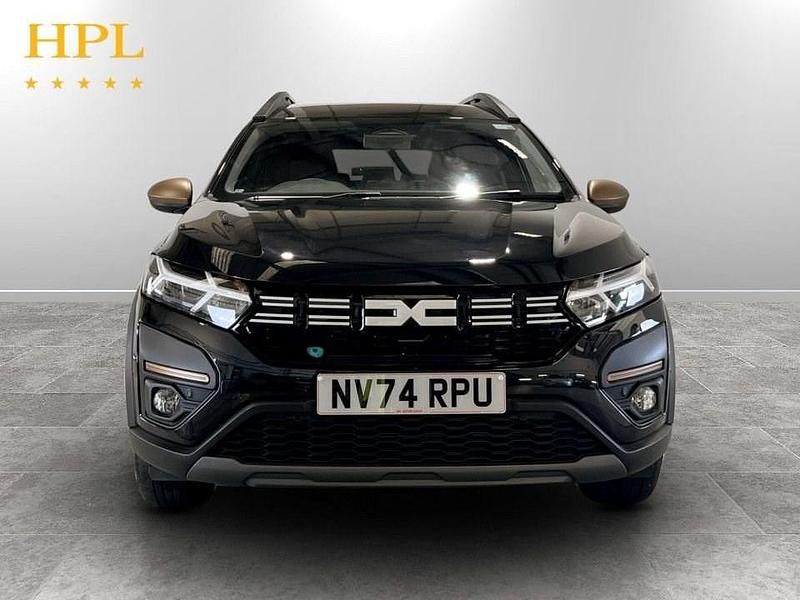 Second-hand Dacia Jogger Extreme 140 CP (102 kW) 2025 Negru Monovolum