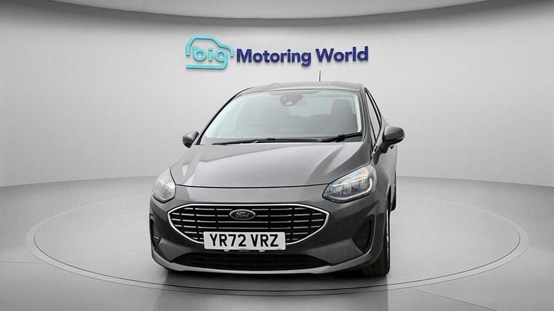 Used Ford Fiesta Titanium 125 HP (91 kW) 2022 Grey Hatchback