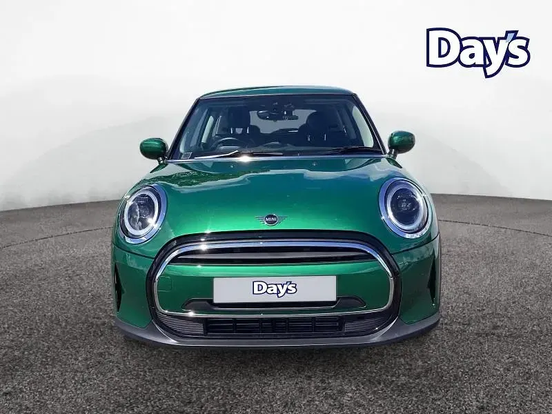 Used Mini Cooper Classic 136 HP (100 kW) 2023 Green Hatchback