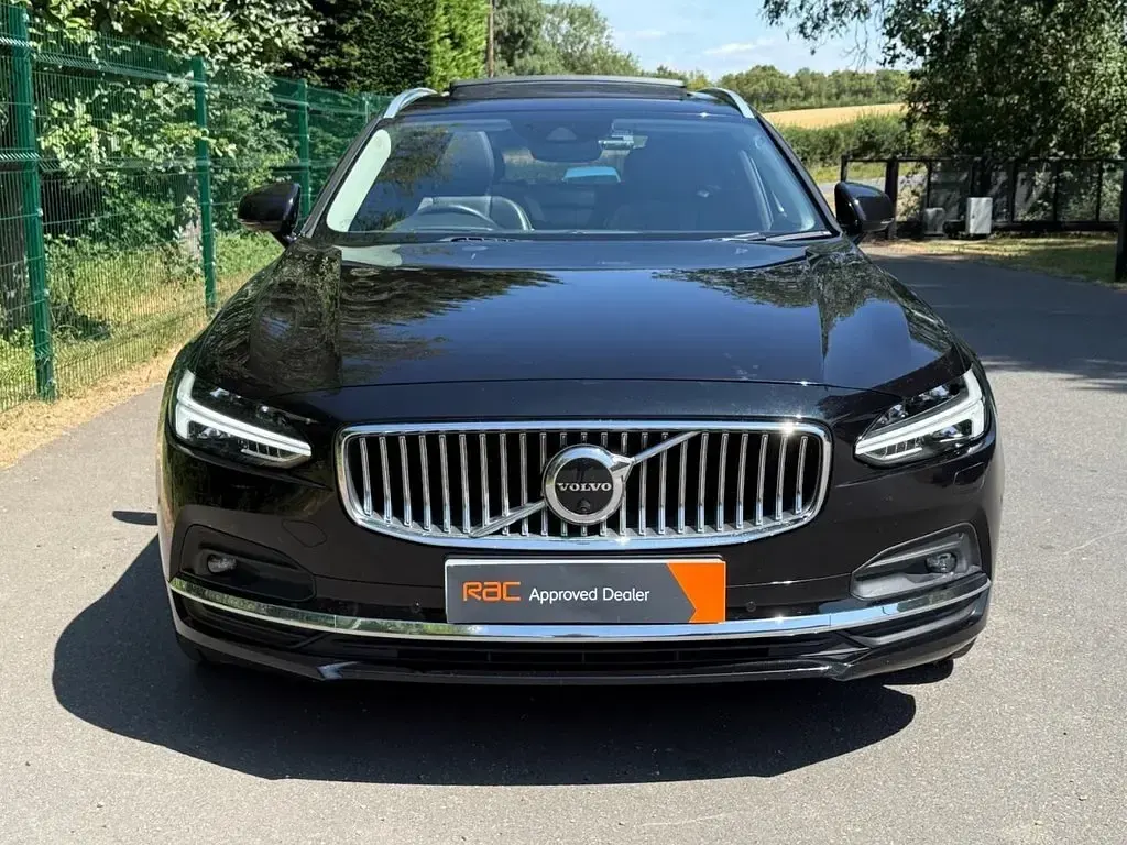 Used Volvo V90 Inscription 197 HP (144 kW) 2020 Black Estate
