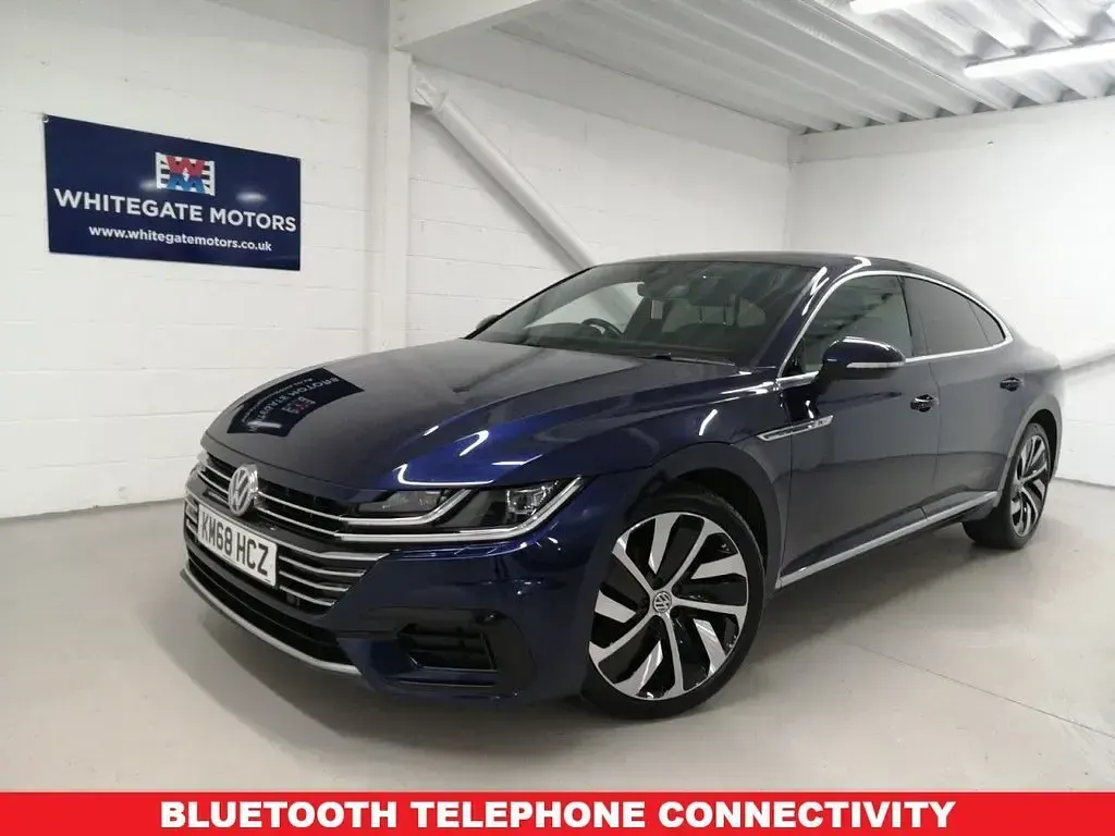 Used VW Arteon R-line 190 HP (139 kW) 2018 Blue Hatchback