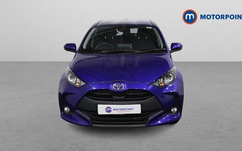 Used Toyota Yaris Hybrid 116 HP (85 kW) 2025 Blue Hatchback