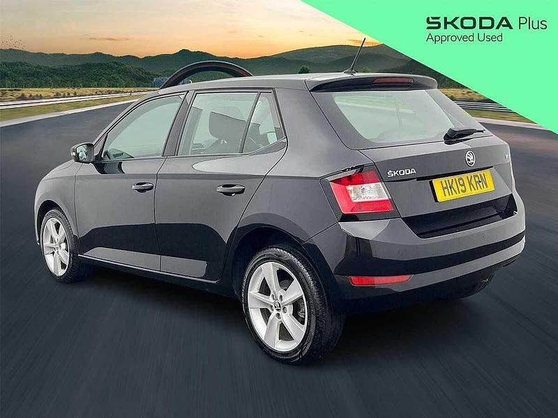 Used Skoda Fabia 81 HP (59 kW) 2019 Black magic pearlescent Hatchback