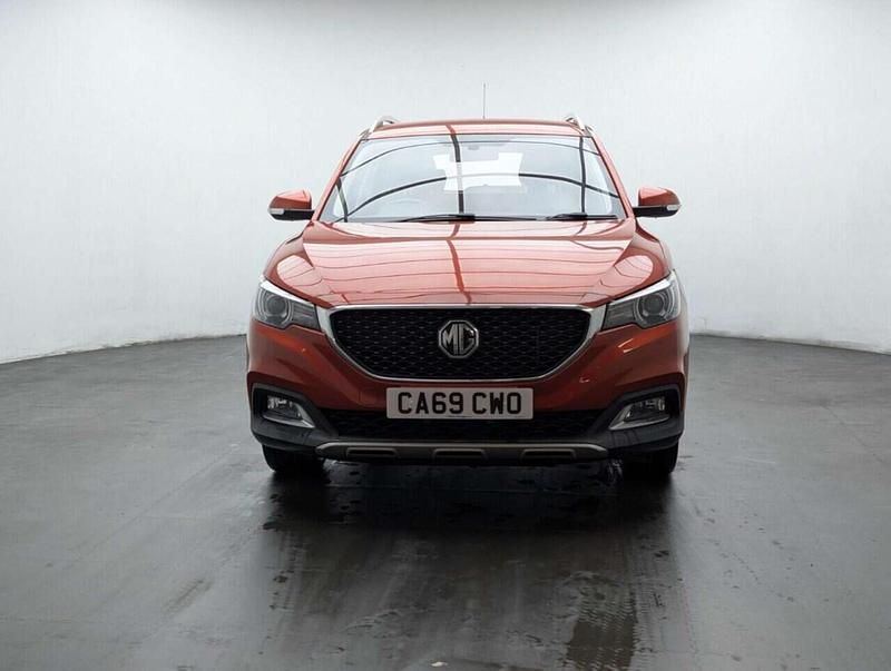 Usado MG ZS Excite 106 HP (77 kW) 2019 Laranja SUV