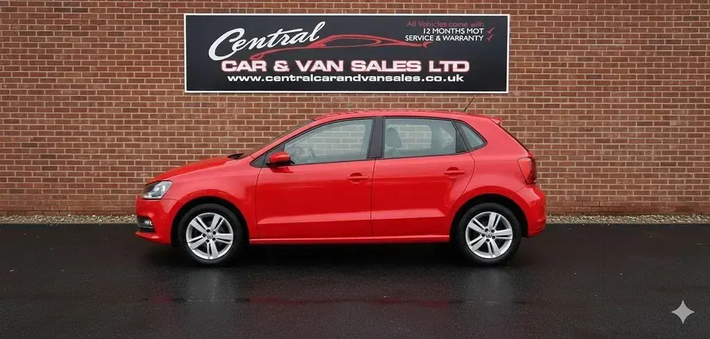 Used VW Polo Match 59 HP (43 kW) 2016 Red Hatchback