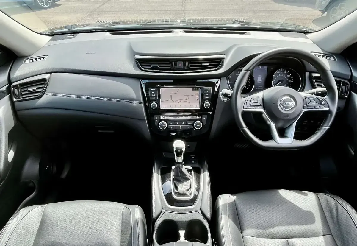 Usado Nissan X-Trail Tekna 159 CV (116 kW) 2021 Verde SUV