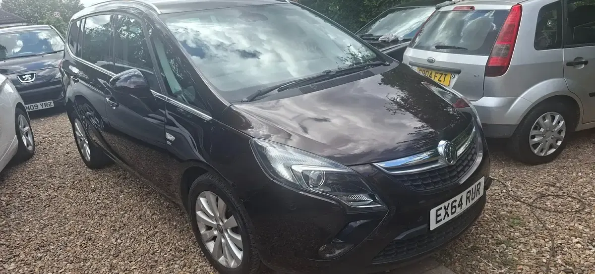 Used Vauxhall Zafira 170 HP (125 kW) 2014 Brown MPV