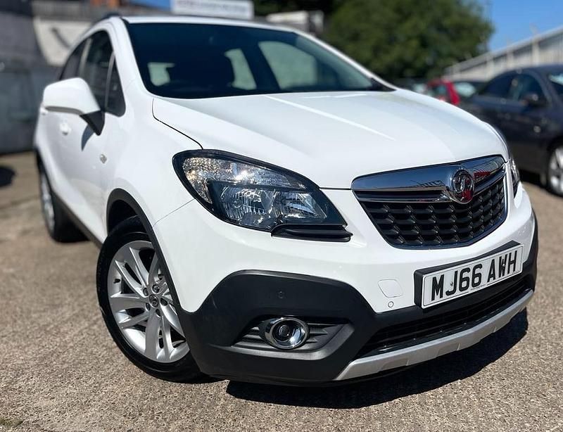 White Used 2016 Vauxhall Mokka SUV | £4,995 (Super price) - Image 1/4