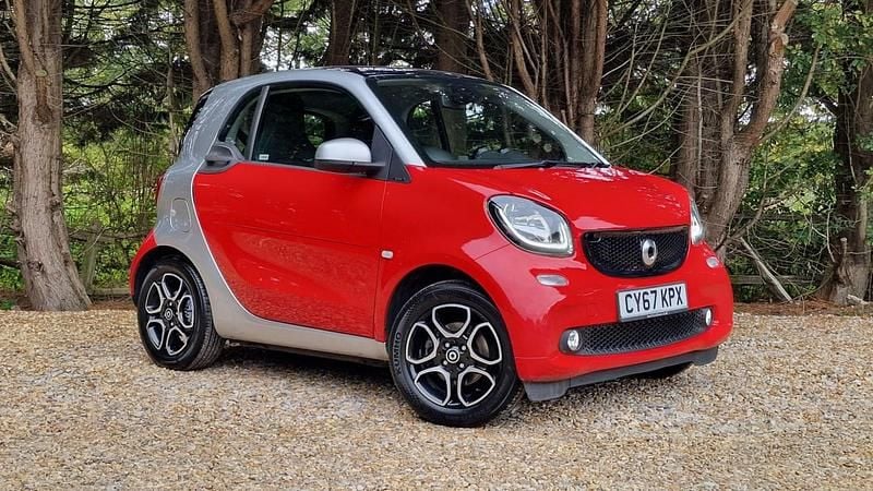 Silver Used 2017 Smart ForTwo Coupé Premium Coupe | £9,000 (Fair price) - Image 1/4