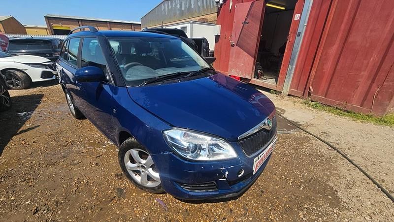 Blue Used 2012 Skoda Fabia SE Hatchback | £950 - Image 1/4