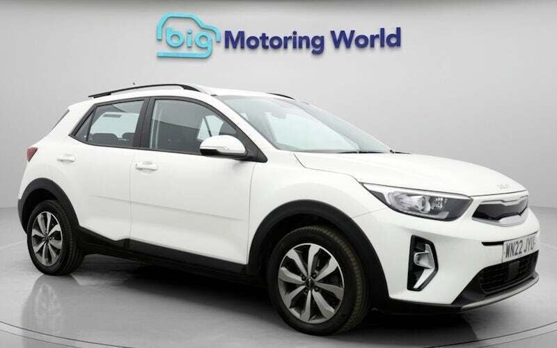 Used 2024 Kia Stonic 2 SUV | £12,300 (Super price) - Image 1/4