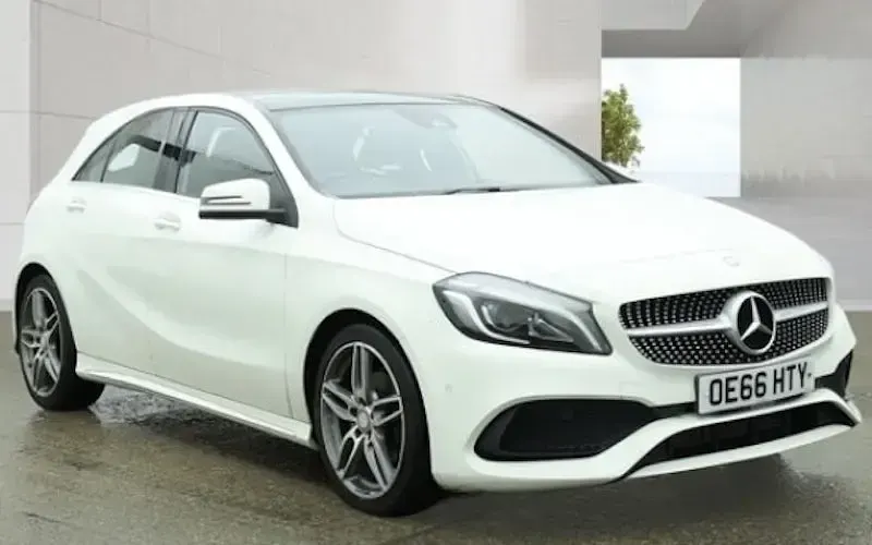 Used Mercedes A180 AMG Line Premium Plus 109 HP (80 kW) 2018 Hatchback