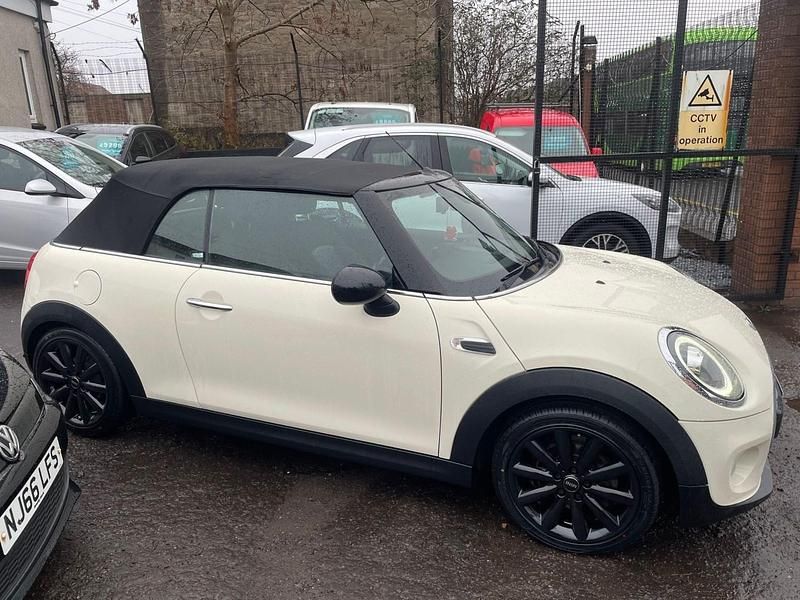Used Mini Cooper Cabriolet 134 HP (98 kW) 2018 White Cabriolet