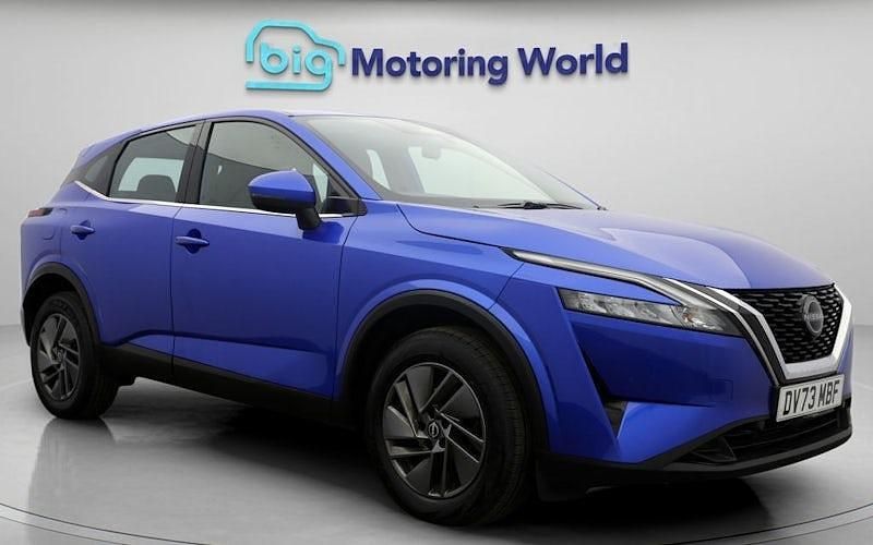 Blue Used 2022 Nissan Qashqai Acenta Premium SUV | £14,600 (Good price) - Image 1/4