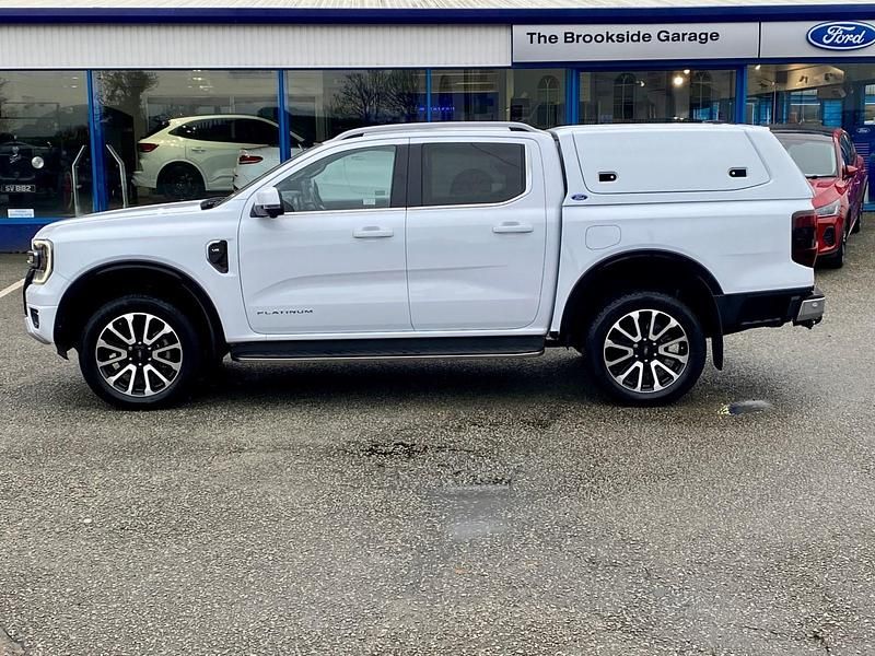 Used Ford Ranger Platinum 2024 White Pickup