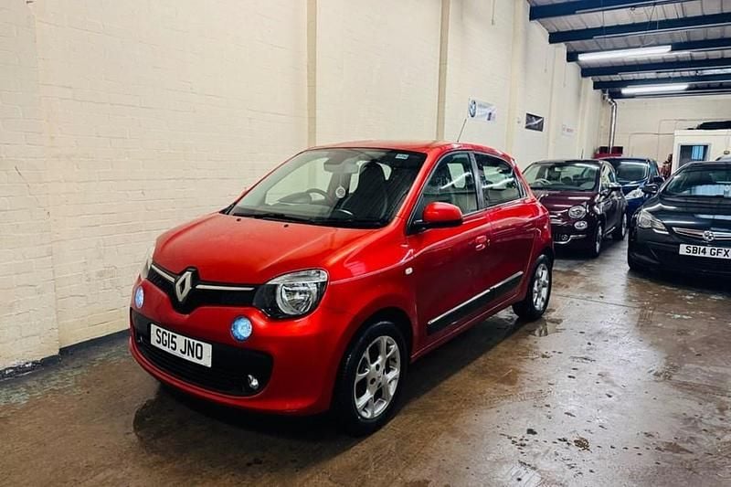 Red Used 2015 Renault Twingo Dynamique Hatchback | £4,850 (Fair price) - Image 1/1