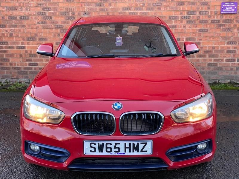 Used BMW 120 Sport Line 2015 Red Hatchback