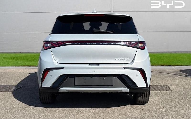 New BYD Dolphin Design 150 kW (204 HP) 2026 White Hatchback