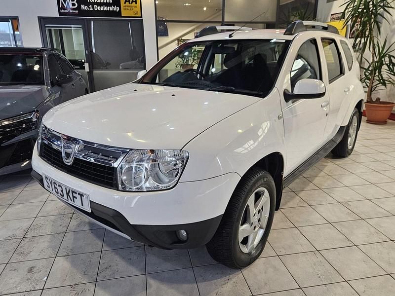 Used Dacia Duster Lauréate 110 HP (80 kW) 2013 White SUV