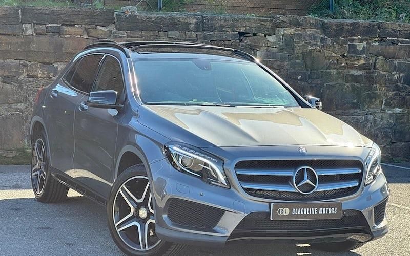 Grey Used 2015 Mercedes GLA220 AMG line SUV | £14,995 (Fair price) - Image 1/4