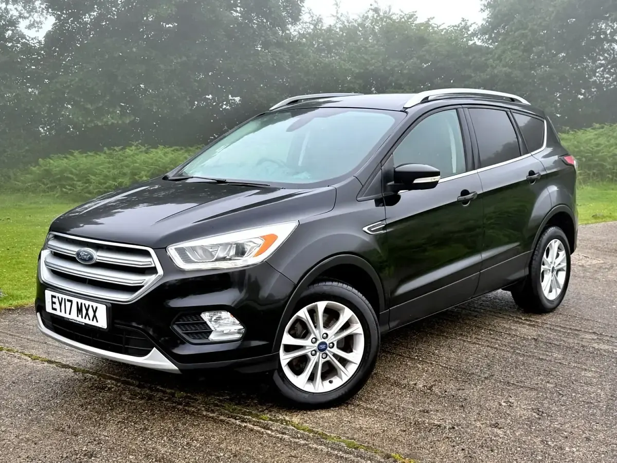 Used Ford Kuga Titanium 150 HP (110 kW) 2017 Black SUV