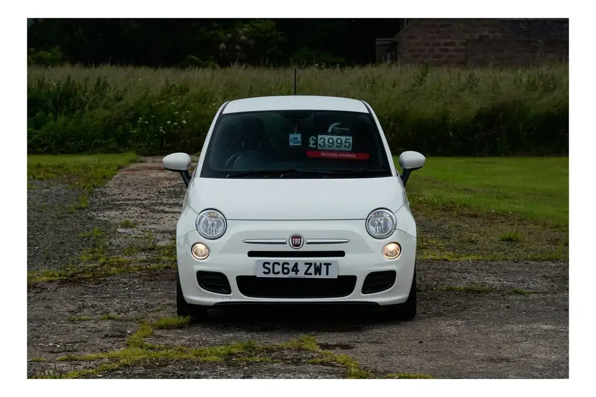 Used Fiat 500 S 69 HP (50 kW) 2014 White Hatchback