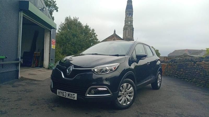 Black Used 2013 Renault Captur Expression+ SUV | £2,999 (Fair price) - Image 1/4