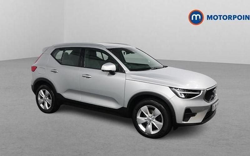 Used 2025 Volvo XC40 Core SUV | £23,849 (Super price) - Image 1/4