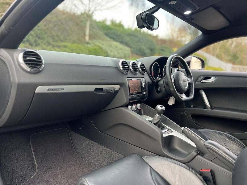 Used Audi TT Black Edition 170 HP (125 kW) 2011 Black Coupe