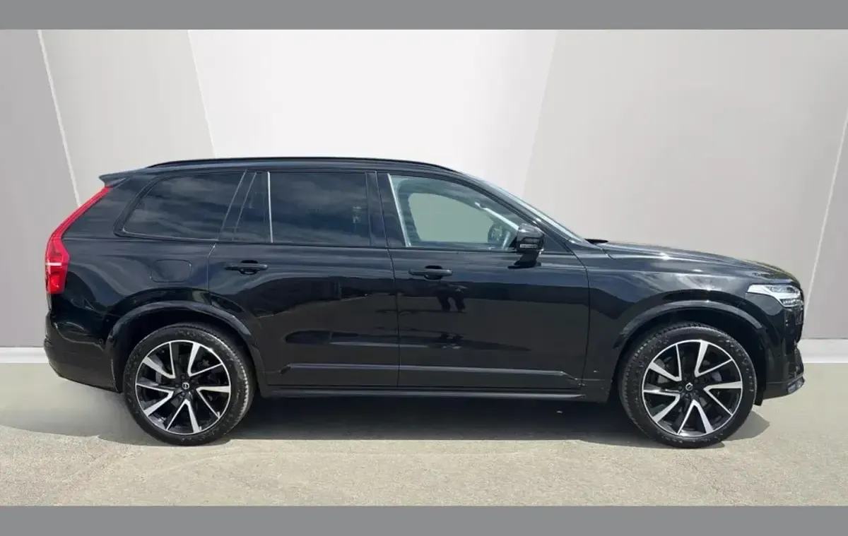 Used Volvo XC90 Ultimate 250 HP (183 kW) 2023 Black SUV