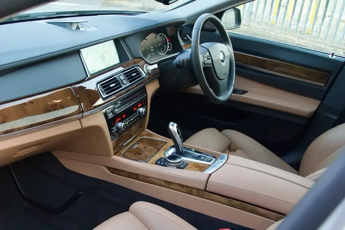 Used BMW 750 Comfort Edition 2013 Gold Sedan