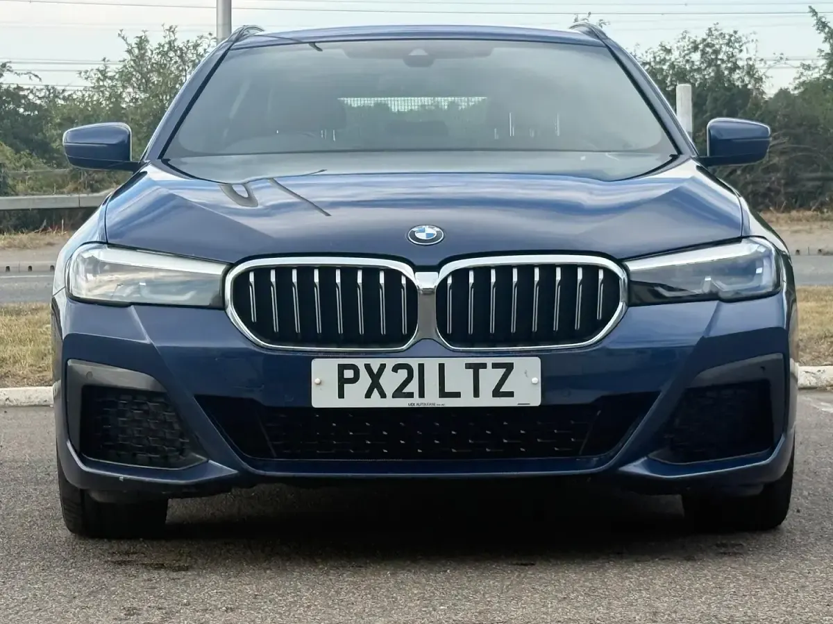 Used BMW 530e M Sport 287 HP (211 kW) 2021 Blue Estate