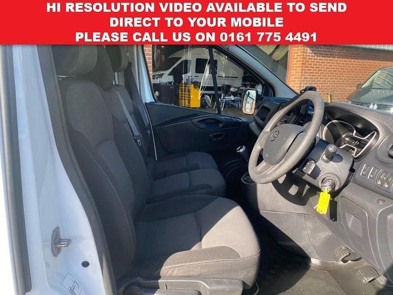 Used Nissan NV300 Acenta 120 HP (88 kW) 2021 White Van