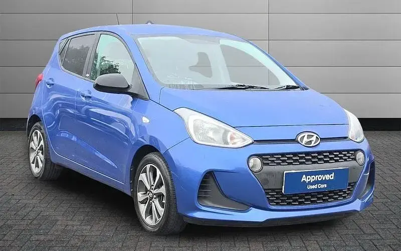 Used Hyundai i10 67 HP (49 kW) 2019 Hatchback